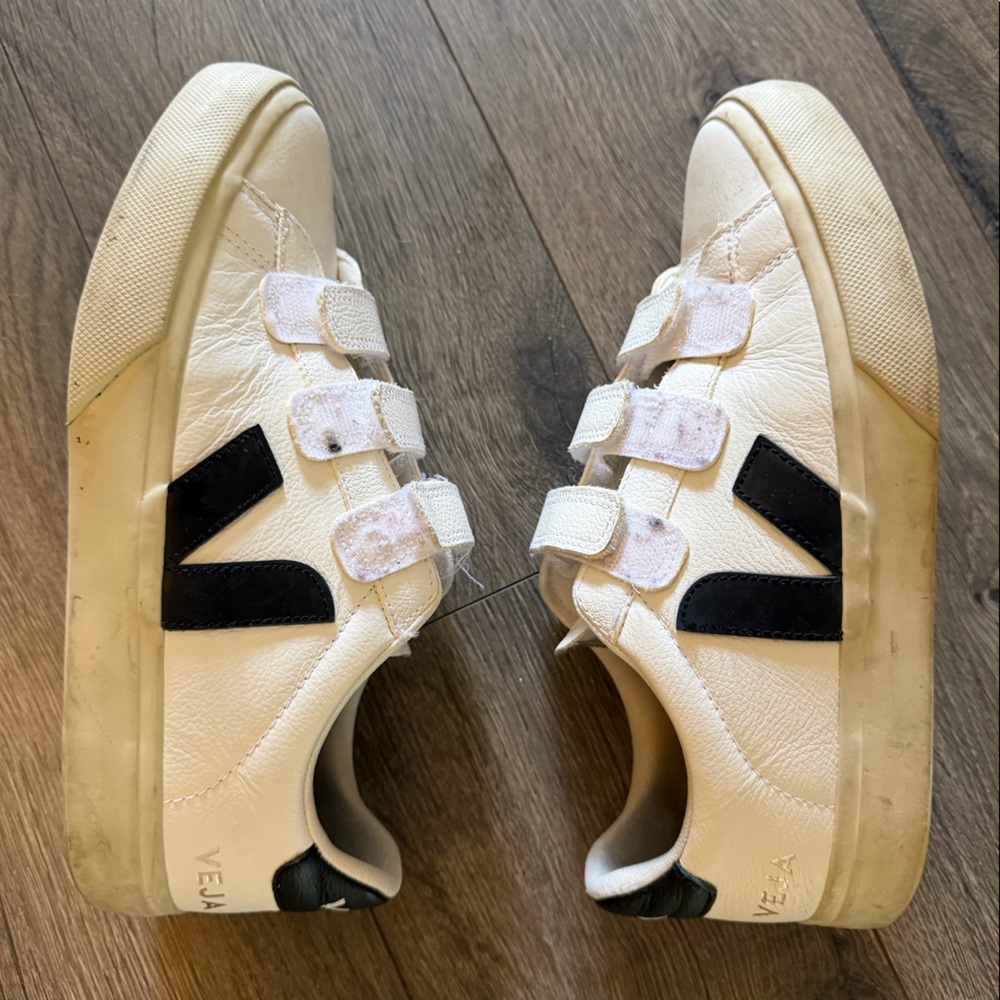 Women’s Veja Recife Logo Velcro Sneakers EU39/US8.5 - Picture 2 of 9